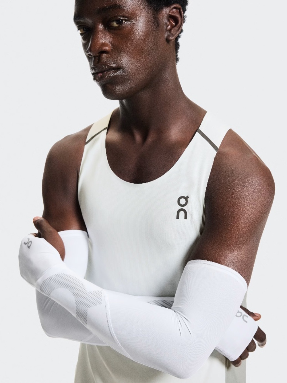 ON RUNNING Solar Arm Sleeves - M/L - Picture 2 of 7